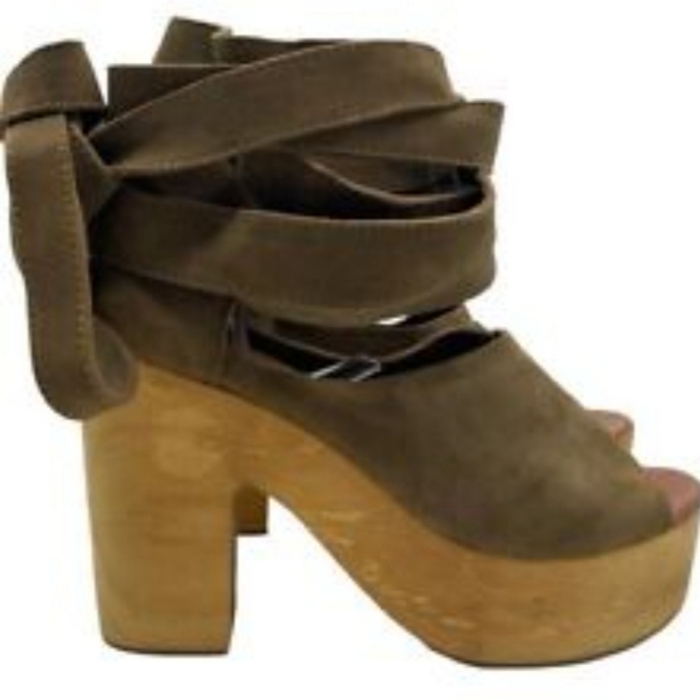 🆕️ Free People Touch the Sky Wrap Tie Laved Up Clogs Shoes. Size: EU 38.